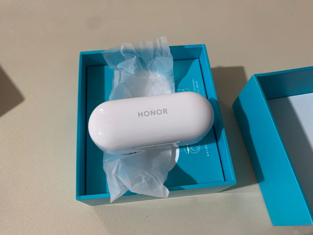 一些华为荣耀无线蓝牙耳机【售罄】