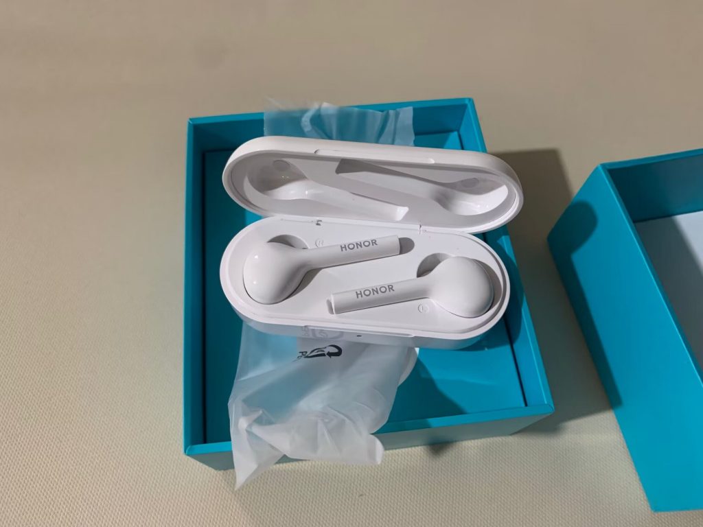 一些华为荣耀无线蓝牙耳机【售罄】