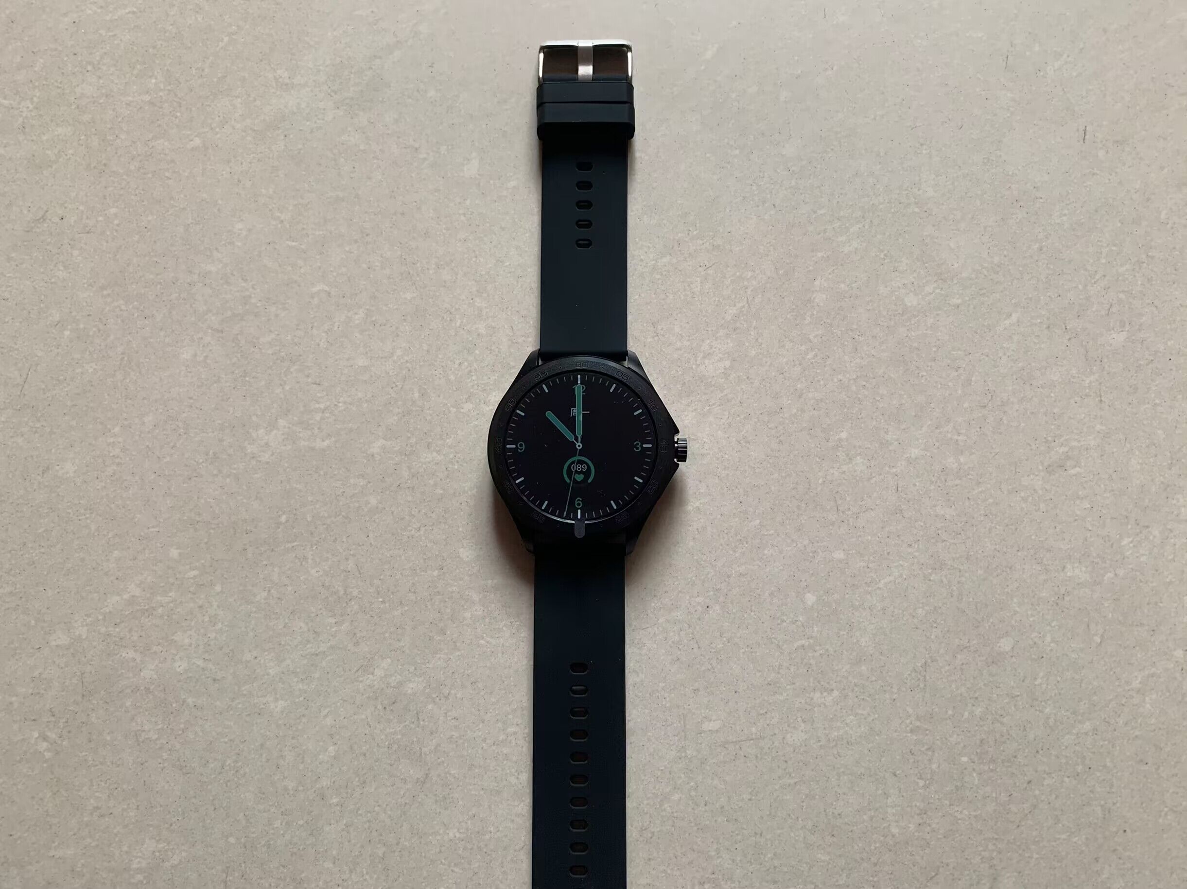 全新未拆封的智能手表【售罄】