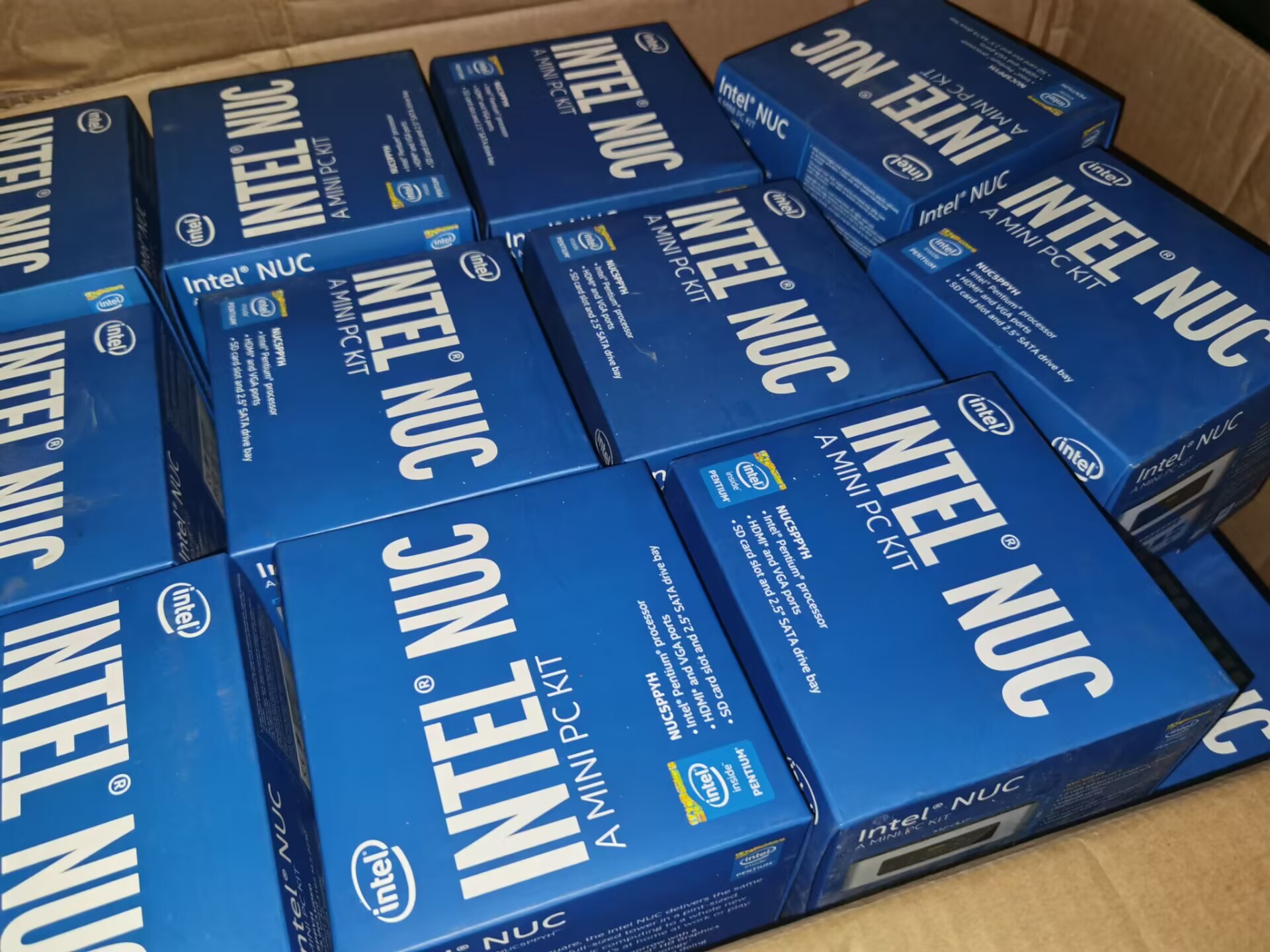 几十个全新NUC主机外壳【售罄】
