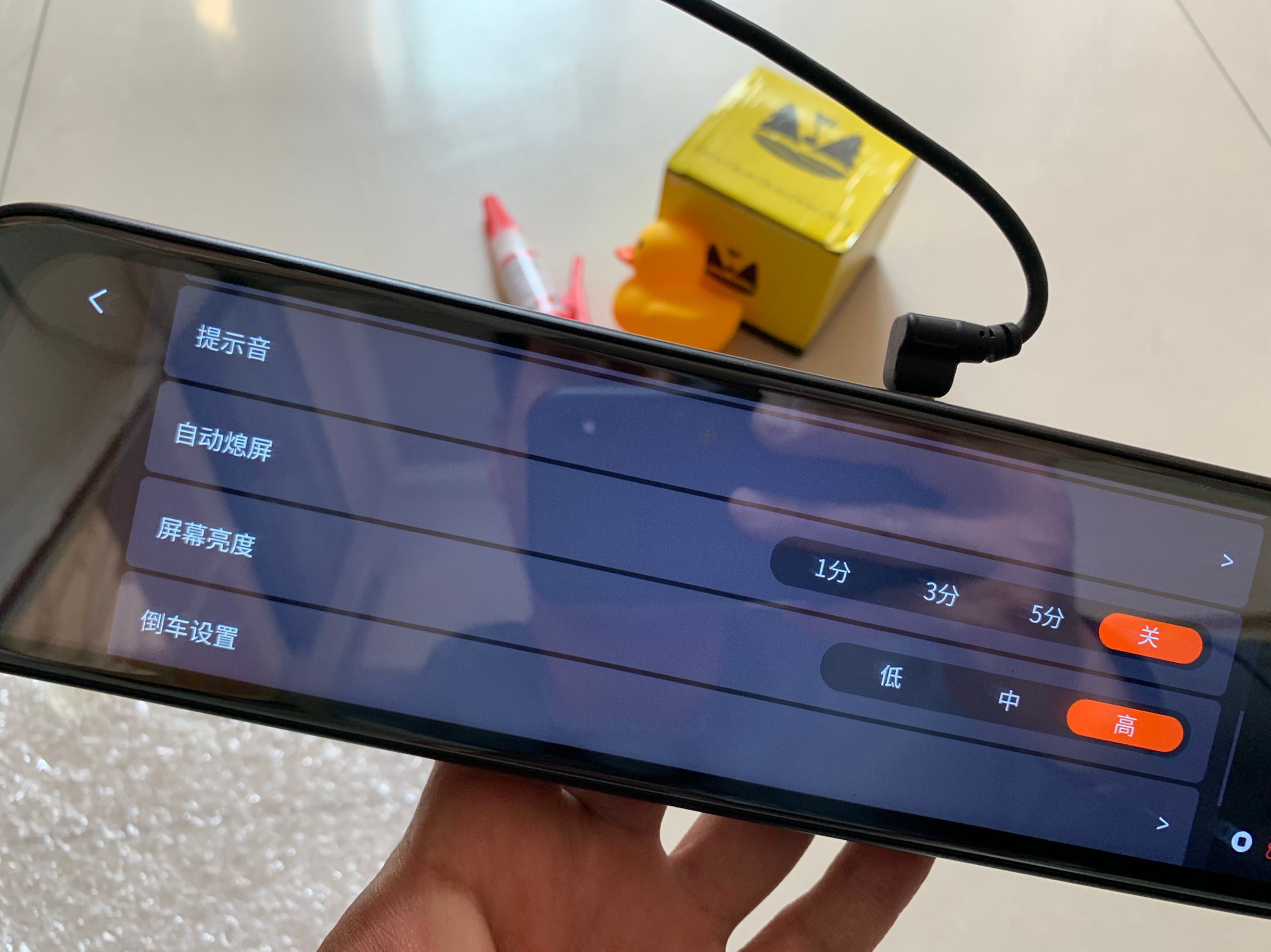 一些品牌流媒体后视镜行车记录