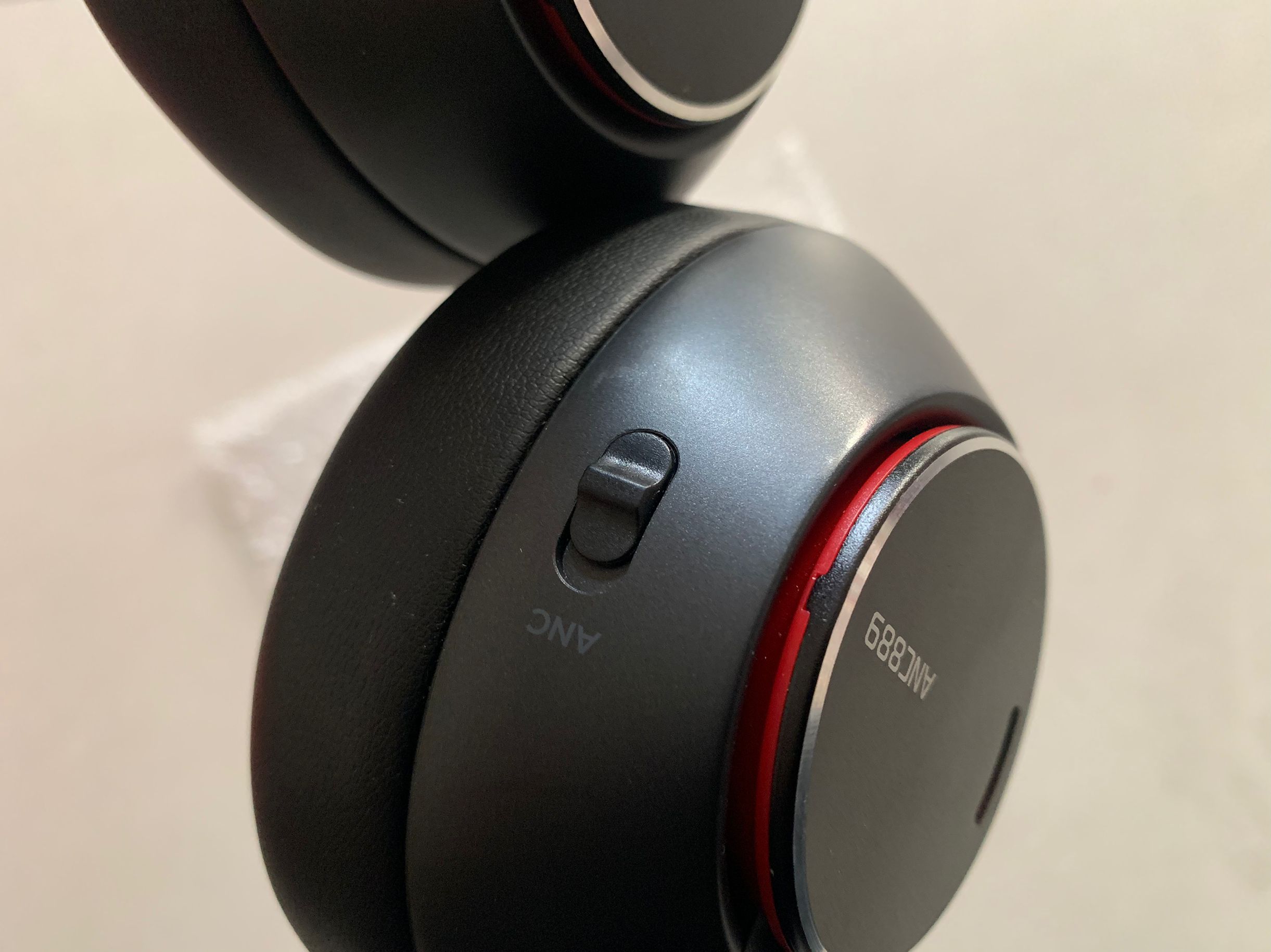 一些头戴降噪蓝牙耳机【售罄】