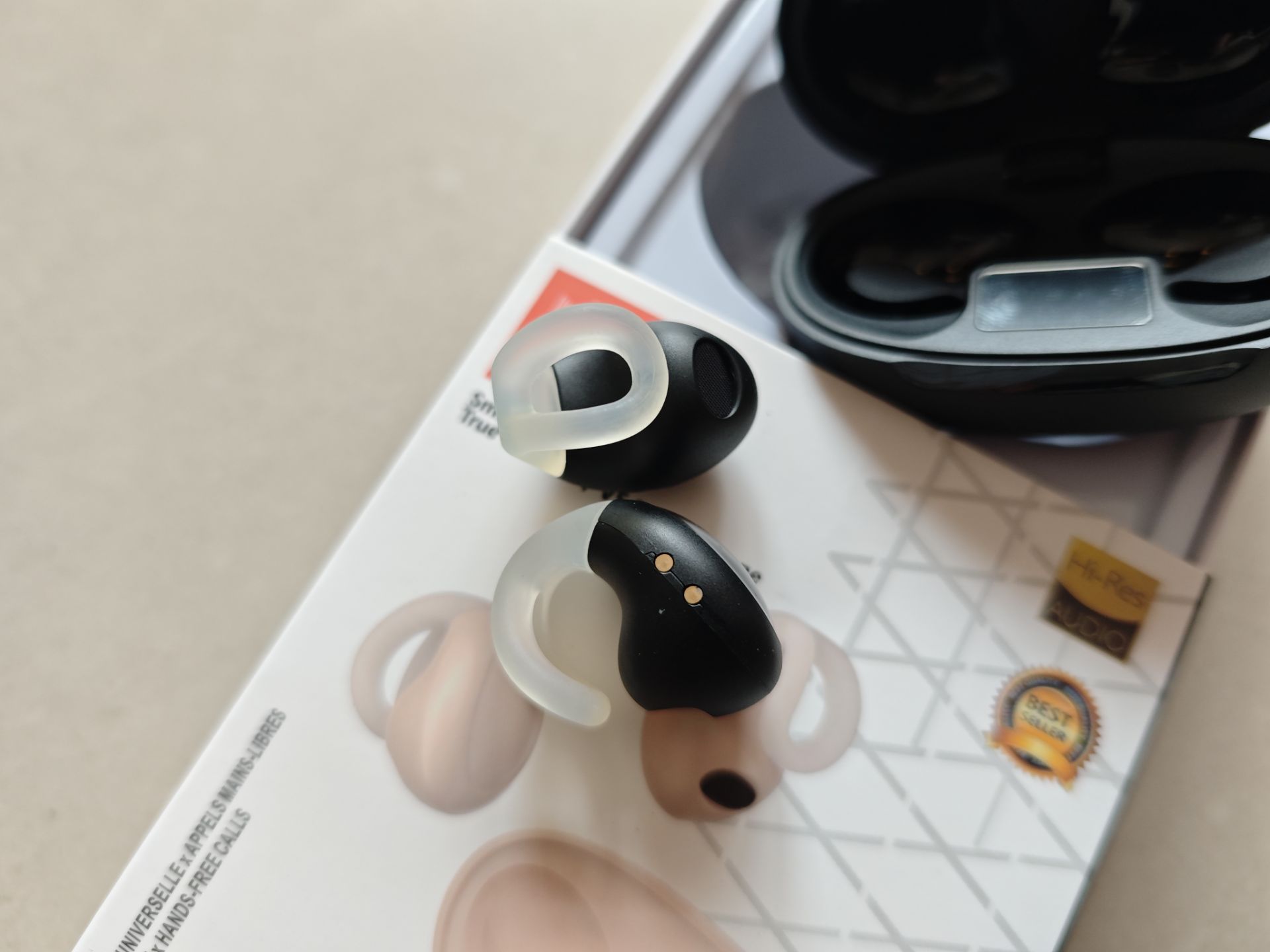 蓝牙5.3夹耳式耳机