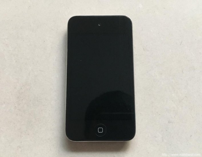 ipod touch4 32G【售出】
