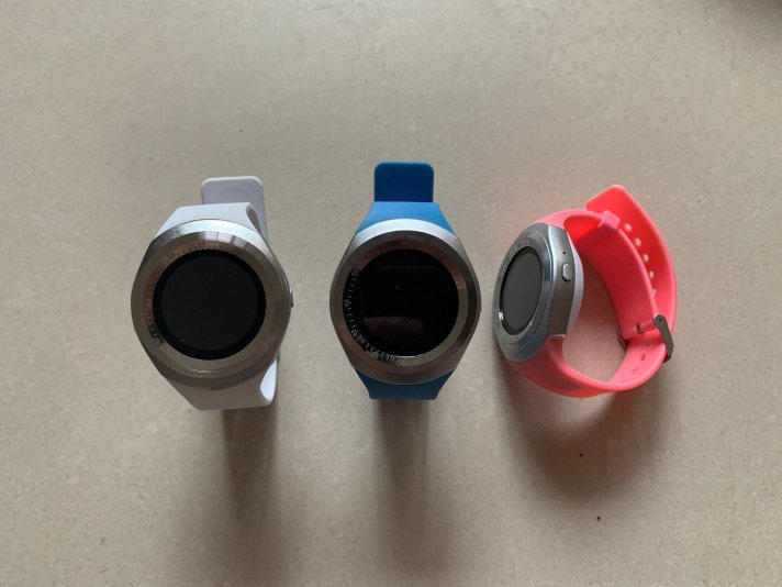 半卖半送一些小电话手表【售罄】