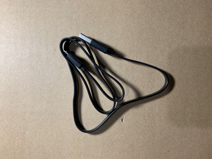 一些某品牌原装数据线micro、typec品质很不错