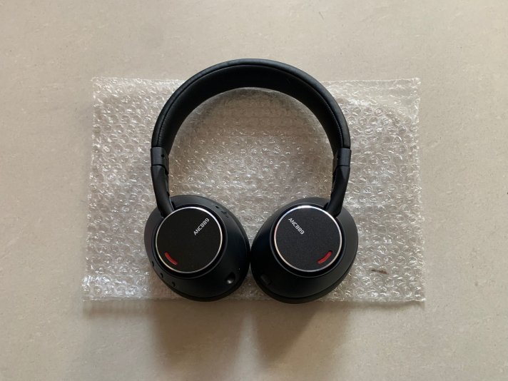 一些头戴降噪蓝牙耳机【售罄】